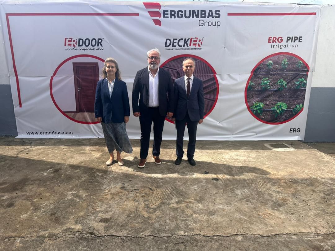 Abidjan Büyükelçisi ve Ticaret Müşaviri Fildişi Sahili Depomuzu Ziyaret Etti