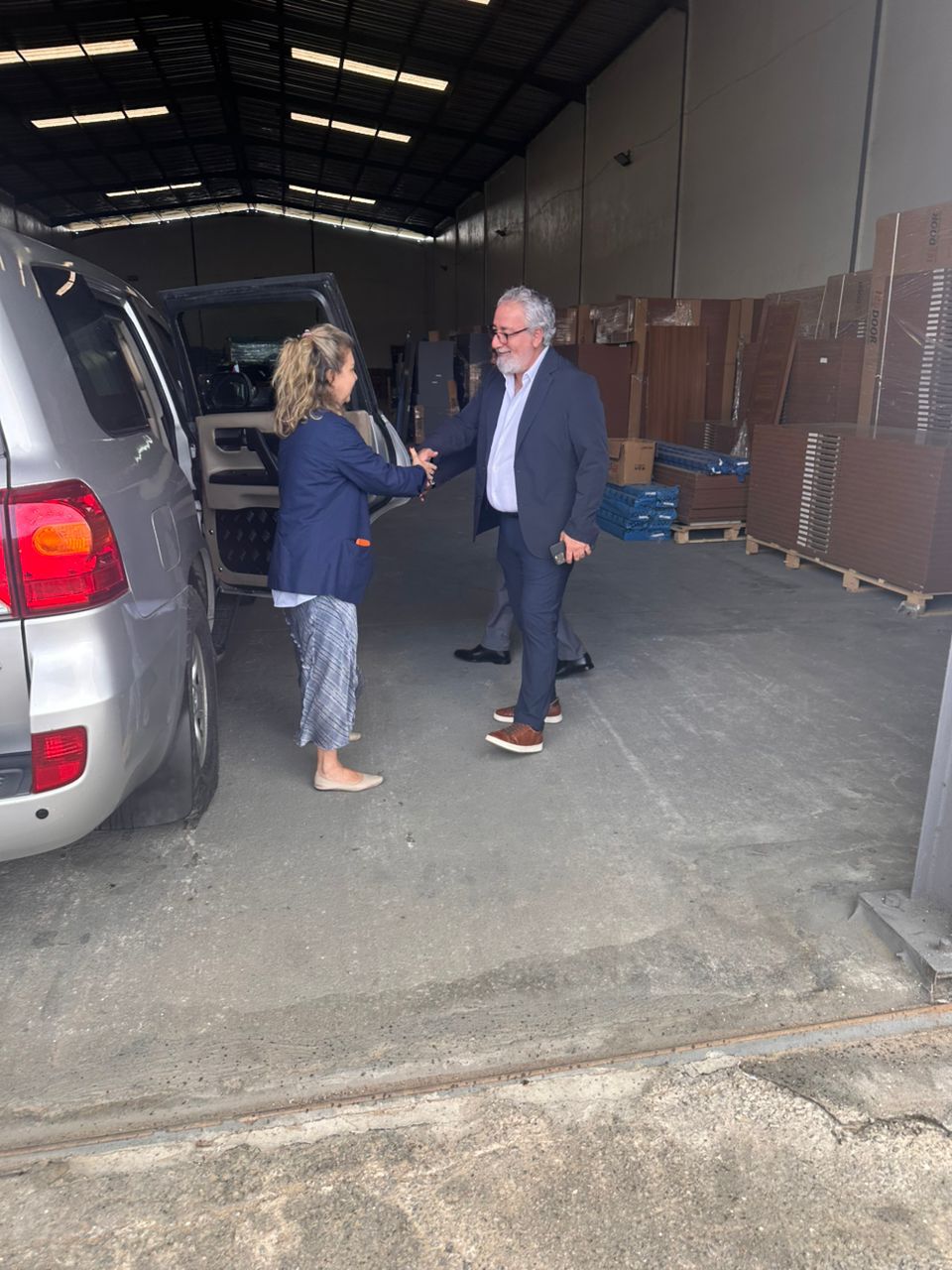 Abidjan Büyükelçisi ve Ticaret Müşaviri Fildişi Sahili Depomuzu Ziyaret Etti